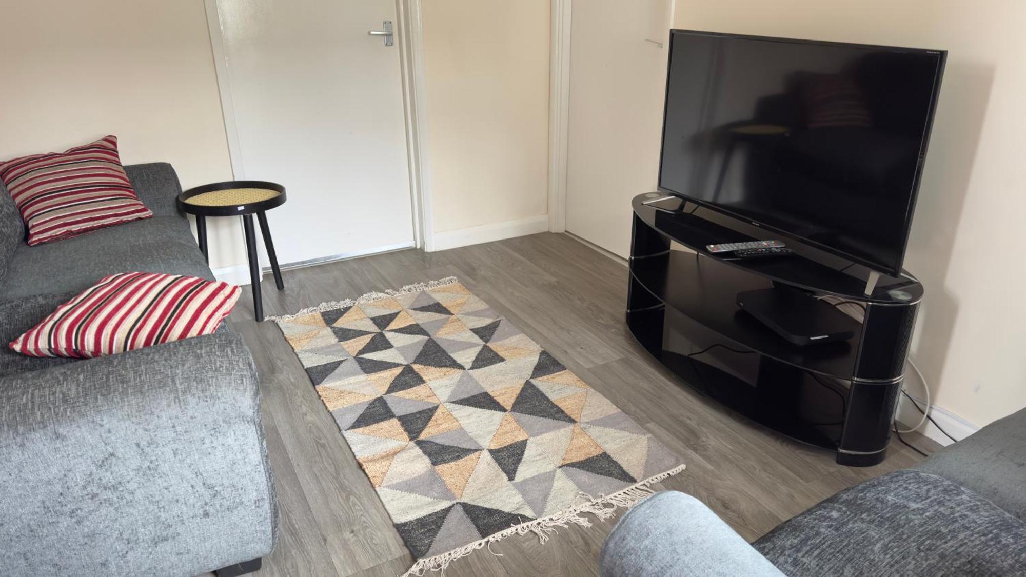 Contractor'S Haven- 4-Bedroom House With Free Parking, Super Fast Wifi, Fran Properties In Aylesbury, Pets Are Welcome! Aylesbury  Exteriér fotografie